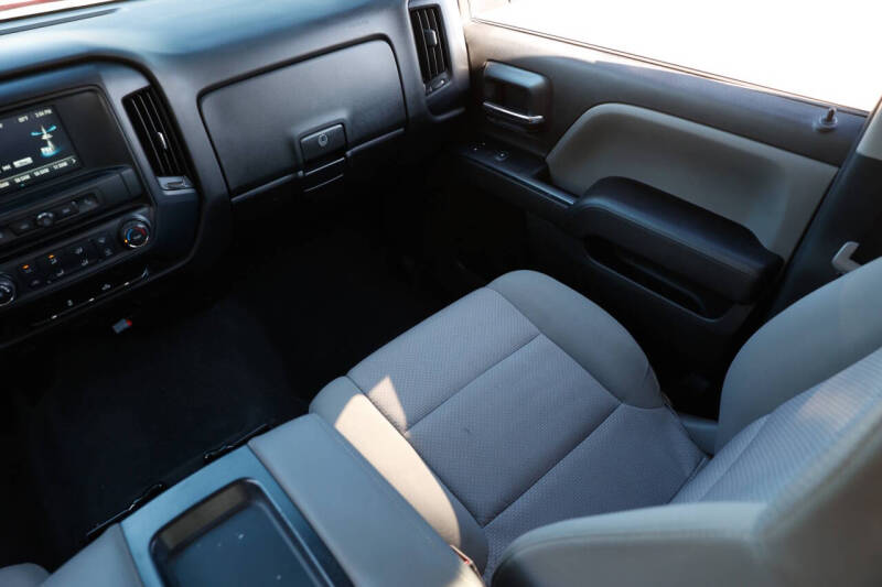 2019 Chevrolet Silverado 1500 LD Custom