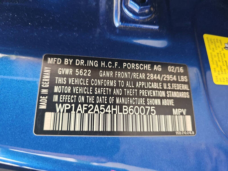 2017 Porsche Macan Turbo
