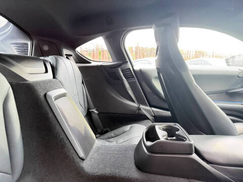 2015 BMW i8