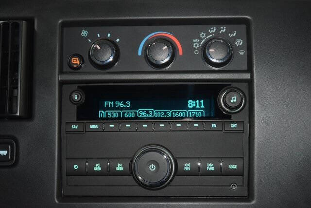 2025 Chevrolet Express 2500