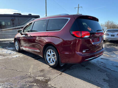 2018 Chrysler Pacifica Touring L