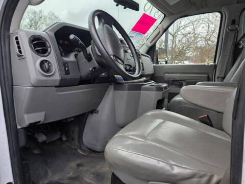 2013 Ford E-Series E-250