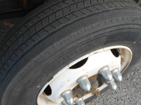 2007 Freightliner M2 106