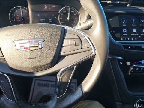 2022 Cadillac XT5 Luxury