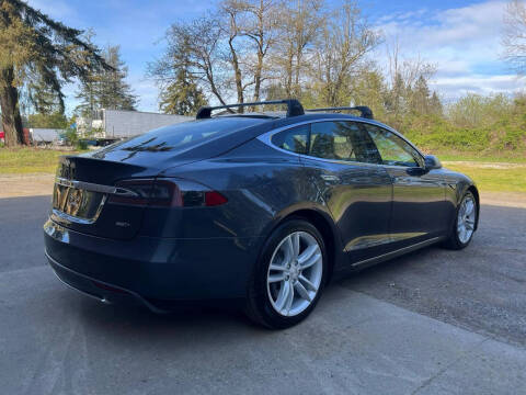 2015 Tesla Model S