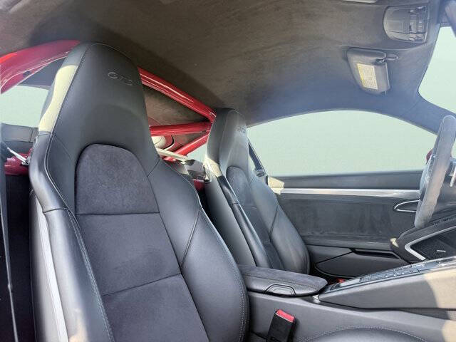 2015 Porsche Cayman GTS