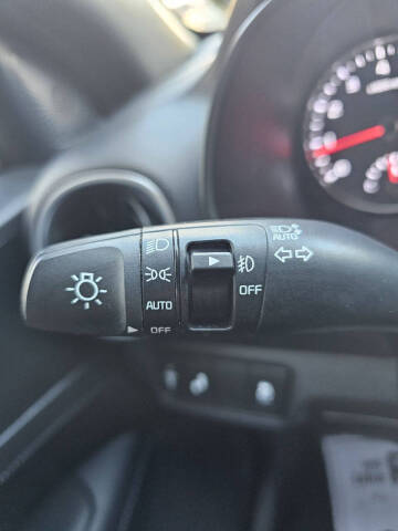 2022 Kia Forte GT Line