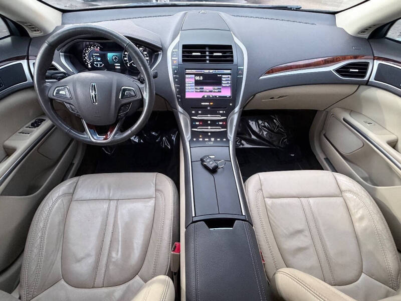 2014 Lincoln MKZ