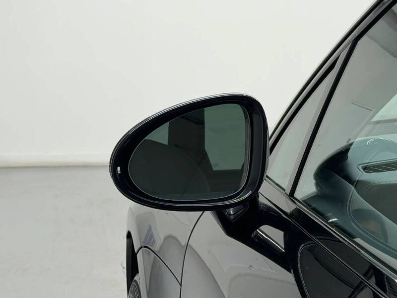 2022 Porsche Macan S