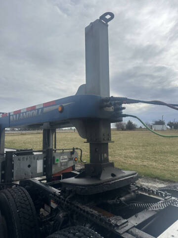 2015 Landoll n/a