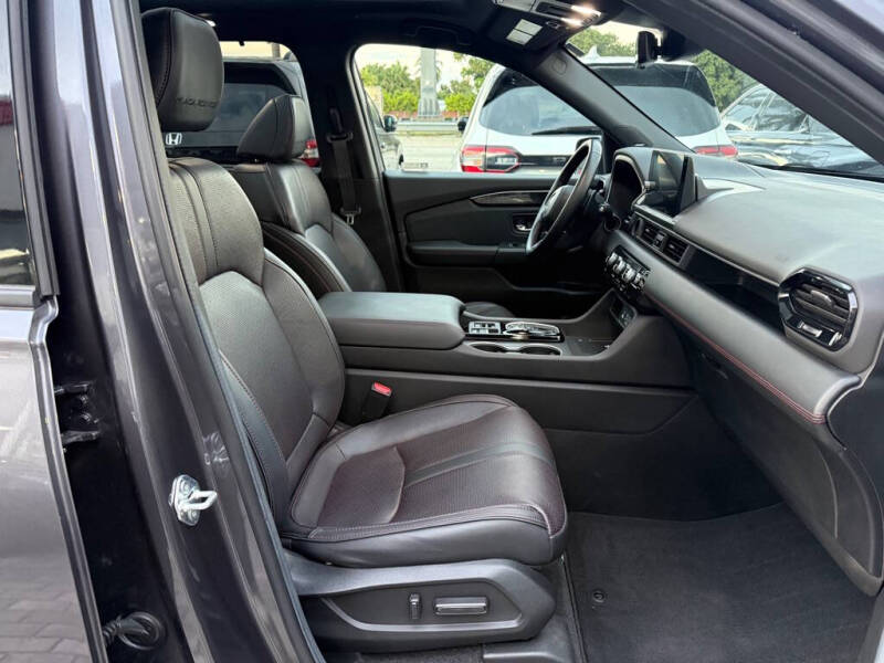 2025 Honda Pilot Black Edition