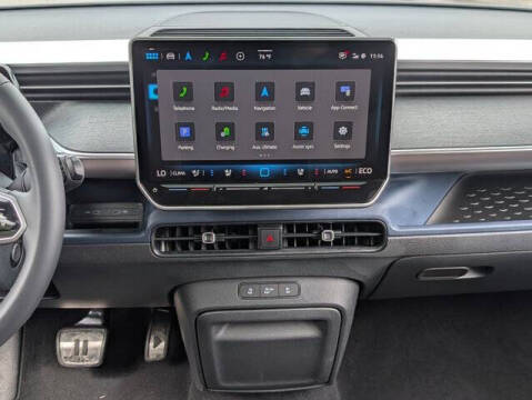 2025 Volkswagen ID. Buzz Pro S Plus