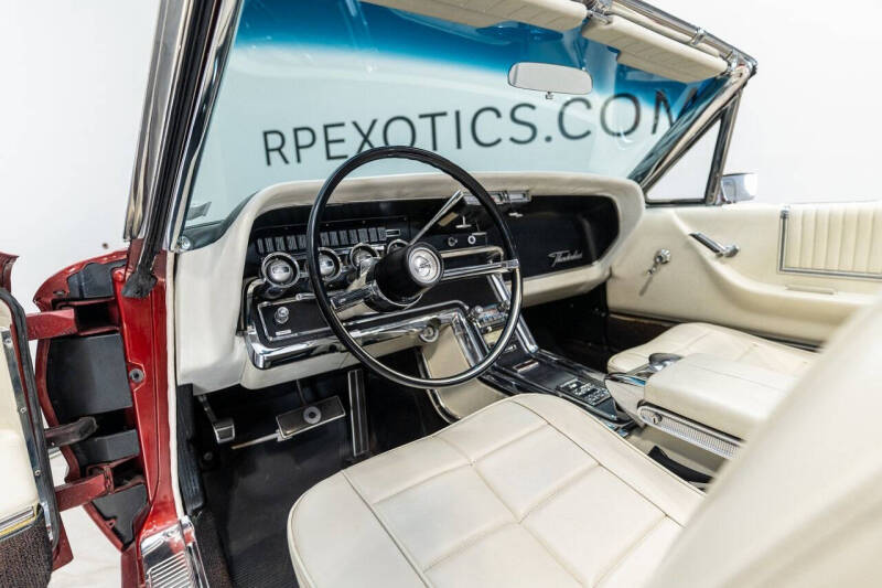 1966 Ford Thunderbird