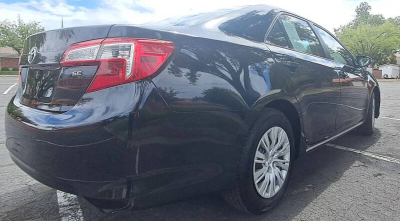 2012 Toyota Camry LE