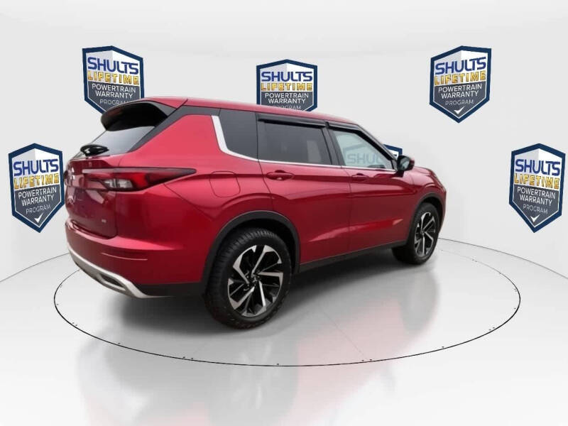 2024 Mitsubishi Outlander SE