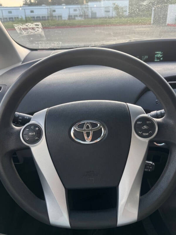 2010 Toyota Prius V