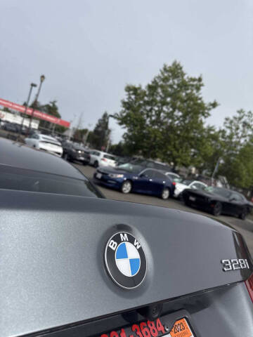 2015 BMW 3 Series 328i
