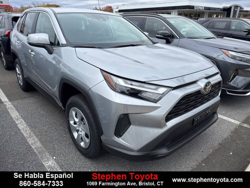 2025 Toyota RAV4 LE