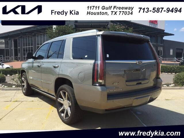 Used 2017 Cadillac Escalade Premium Luxury with VIN 1GYS4CKJ9HR119350 for sale in Houston, TX