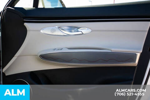 2025 Genesis GV70 2.5T Standard