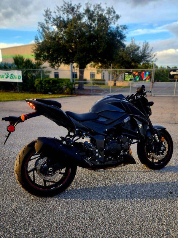 2018 Suzuki GXS-S 750 ABS