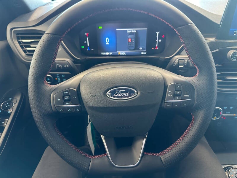 2026 Ford Escape Hybrid ST-Line Select