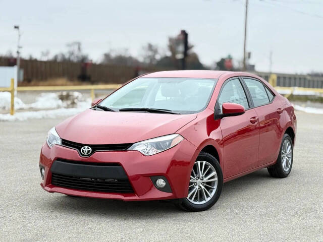 2015 Toyota Corolla L's photo