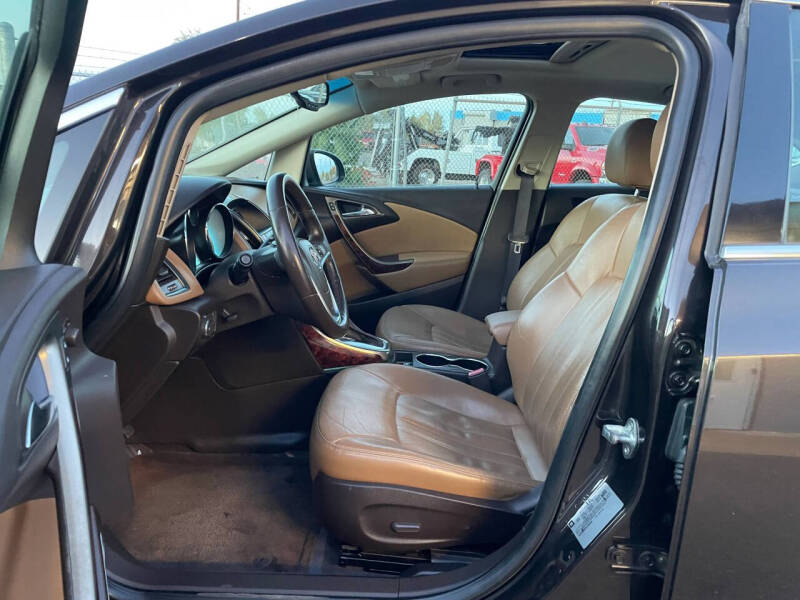 2012 Buick Verano Leather Group