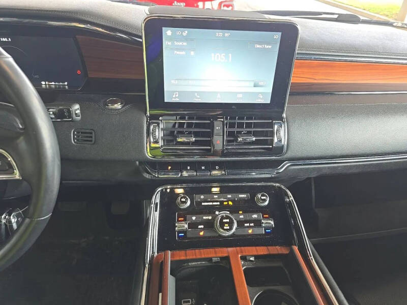 2018 Lincoln Navigator Select
