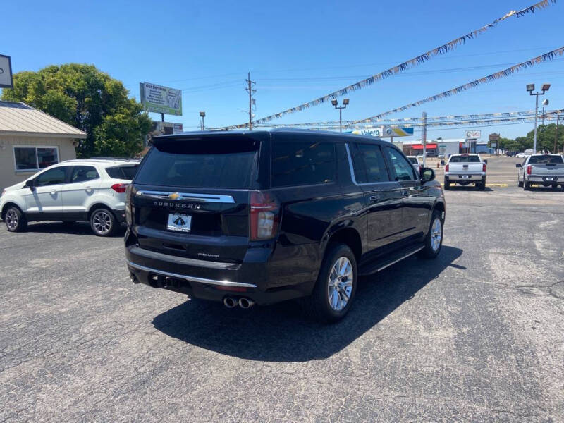 2023 Chevrolet Suburban Premier