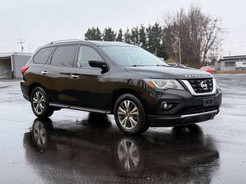 2020 Nissan Pathfinder SL