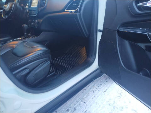 2019 Jeep Cherokee Altitude