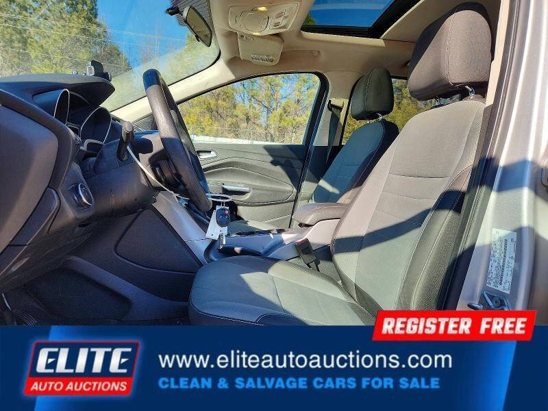 2016 Ford Escape SE