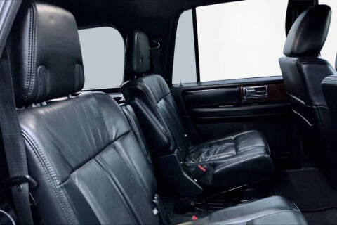 2017 Lincoln Navigator L Select