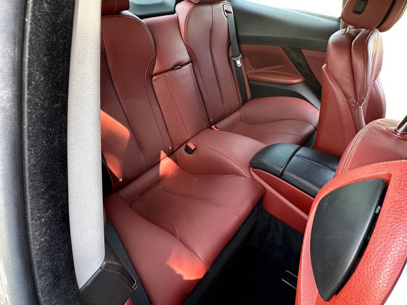 2012 BMW 6 Series 650i