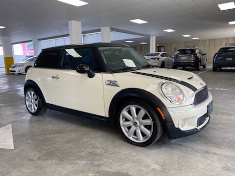 2009 MINI Cooper for sale at Bluesky Auto Wholesaler LLC in Bound Brook NJ