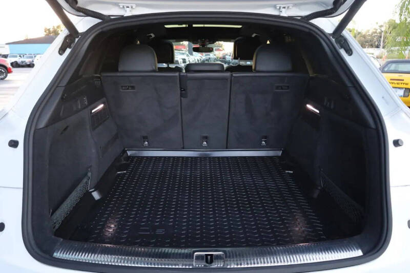 2019 Audi SQ5 3.0T quattro Prestige