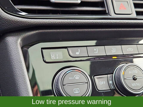 2023 Volkswagen Taos SEL 4Motion