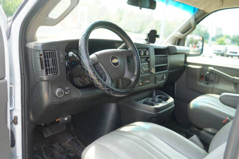 2017 Chevrolet Express LS 3500
