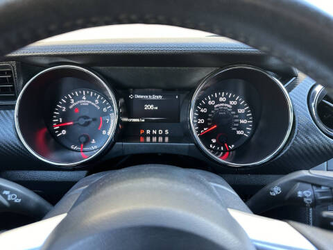 2015 Ford Mustang V6