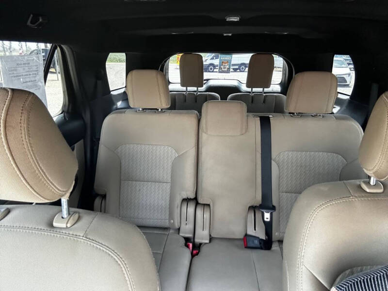 2016 Ford Explorer