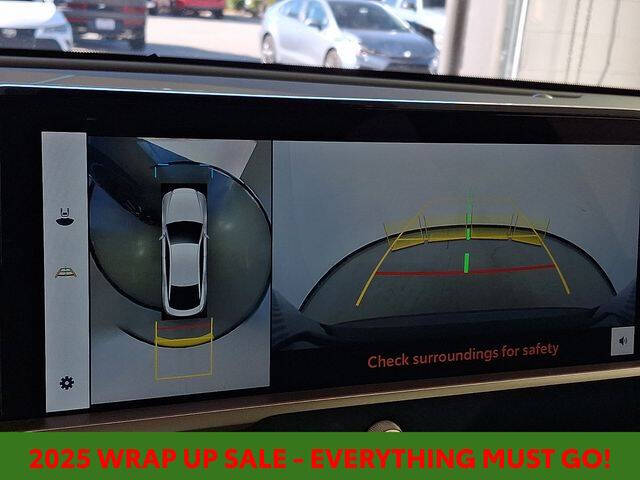 2025 Toyota Crown Platinum