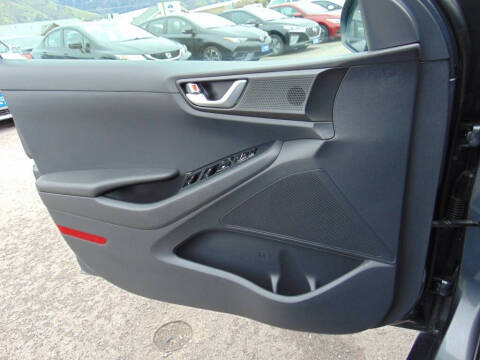 2017 Hyundai Ioniq Hybrid SEL