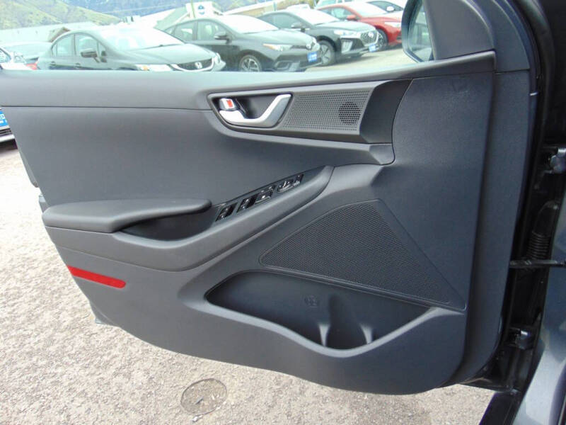 2017 Hyundai Ioniq Hybrid SEL