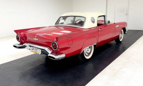 1957 Ford Thunderbird