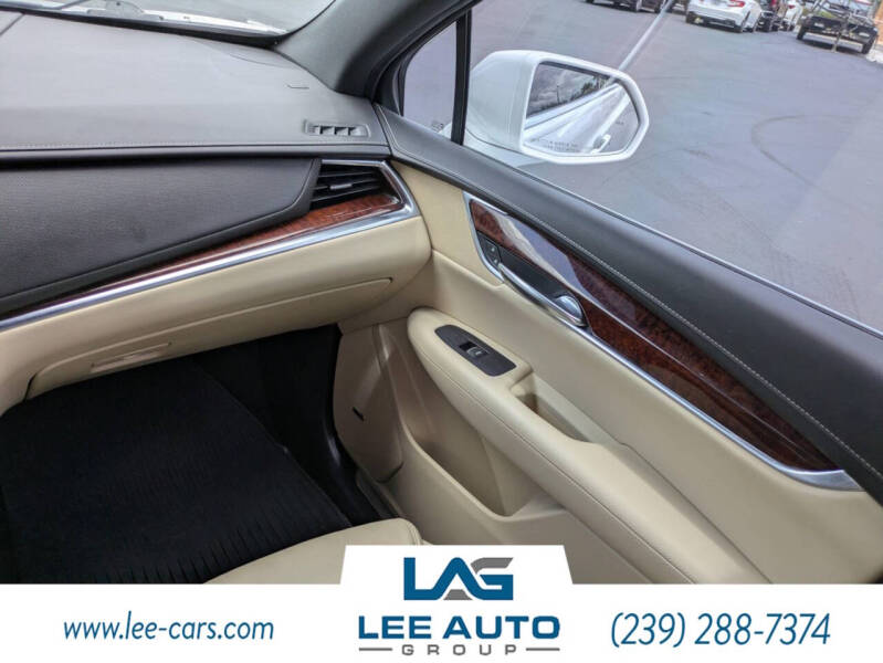 2017 Cadillac XT5 Premium Luxury