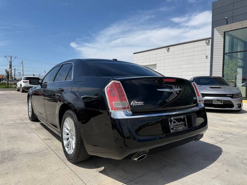 2014 Chrysler 300