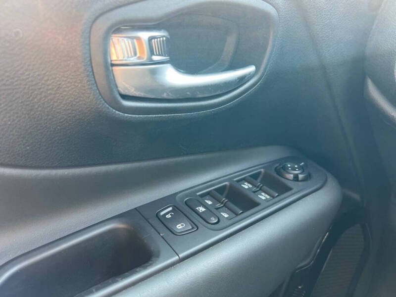 2022 Jeep Renegade Altitude