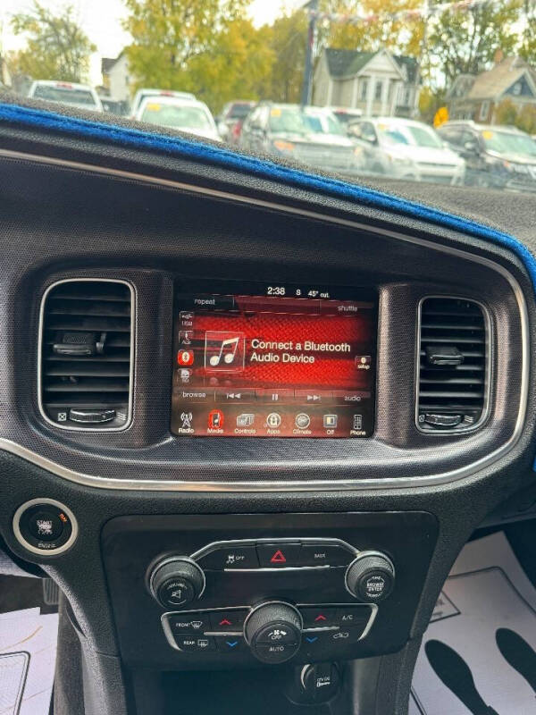 2016 Dodge Charger SXT