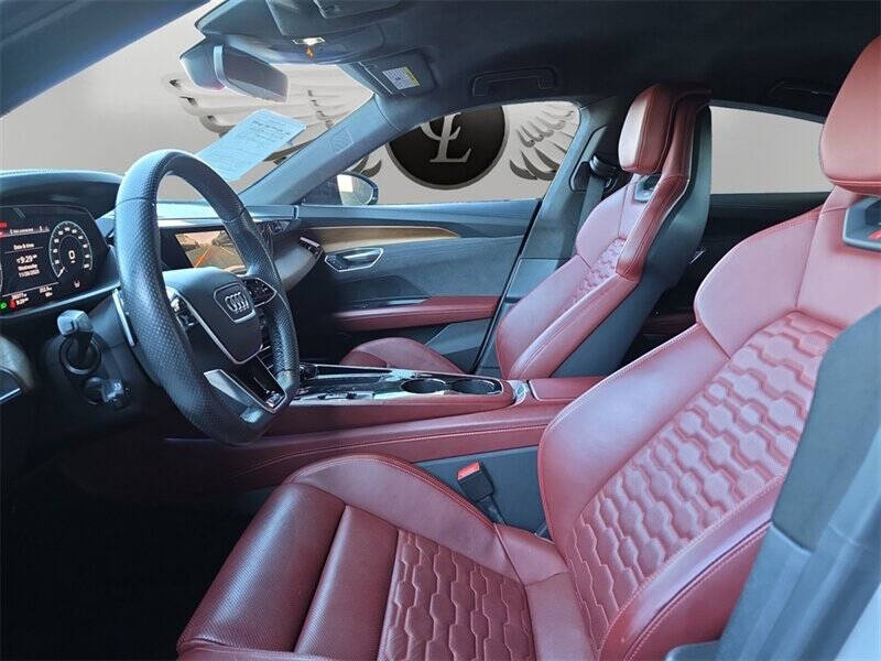 2022 Audi RS e-tron GT quattro